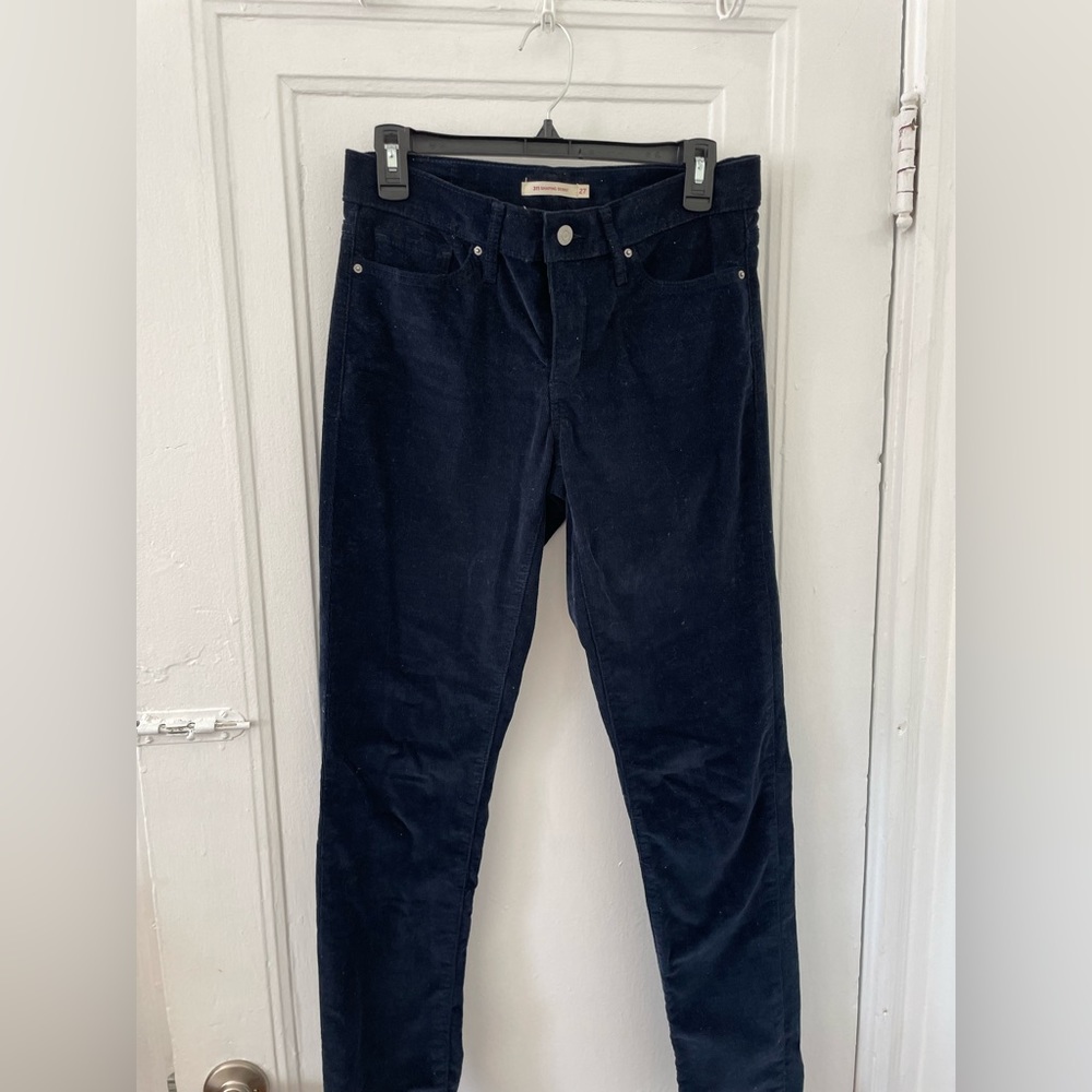 Navy Levi’s Corduroy Pants